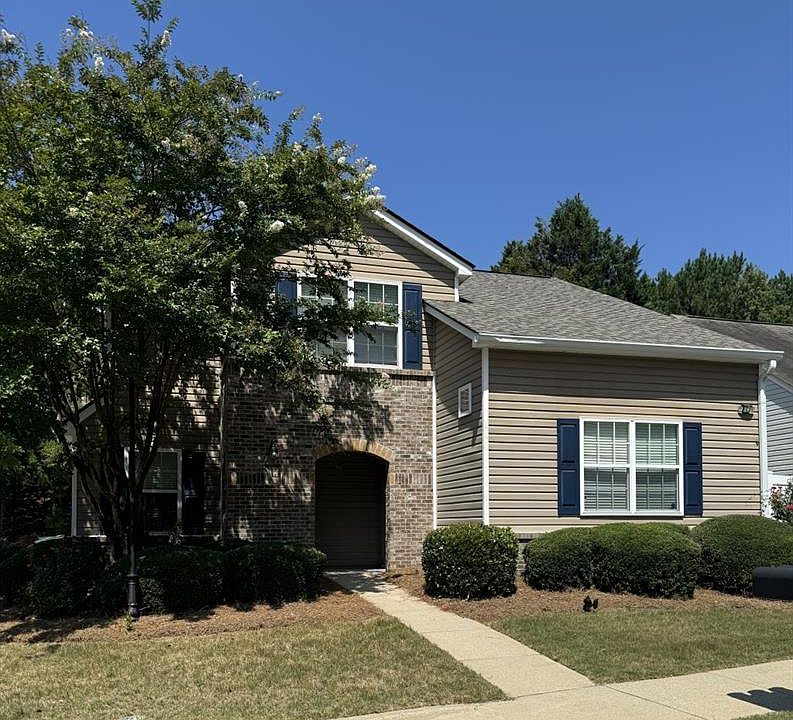 1st image of 232 Hiawassee Dr