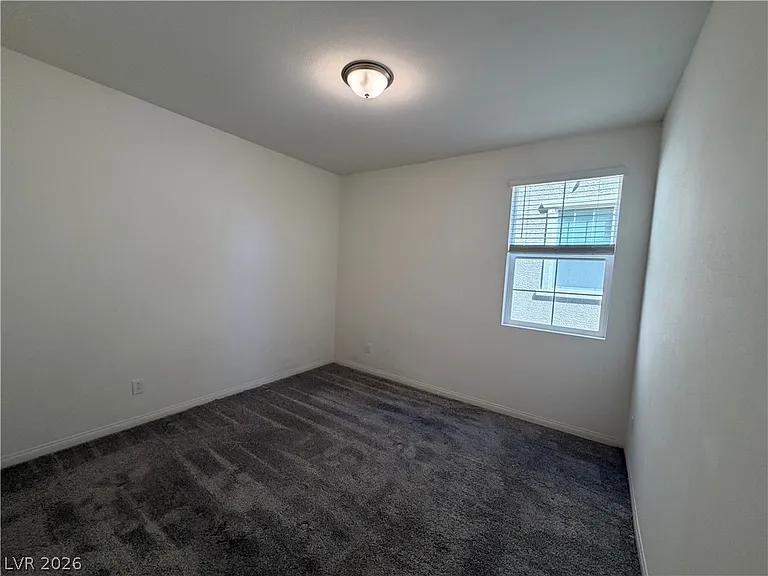 2562 Ofanto St — Photo 23