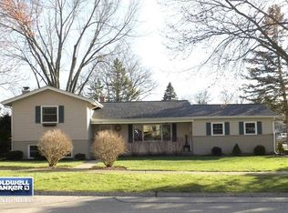 501 Webster St, Algonquin, IL 60102