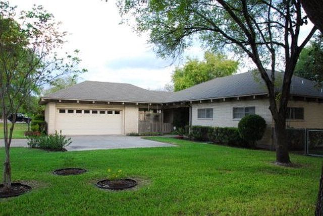 1st image of 1213 Ash Dr