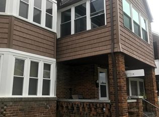 17914 Crest Ln, Lakewood, OH 44107