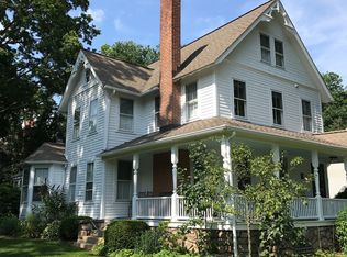 19 Hendrie Ave, Riverside, CT 06878