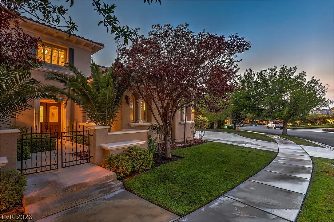 5 bed, 5.5 bath, 5654 sqft, $16,000 — Photo 4