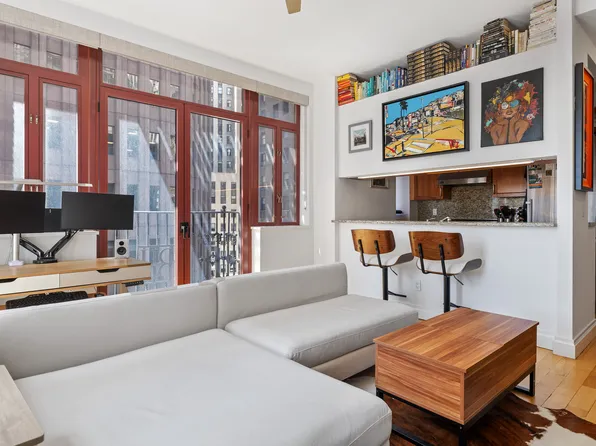 21 South William Street 5D image 3 of 11