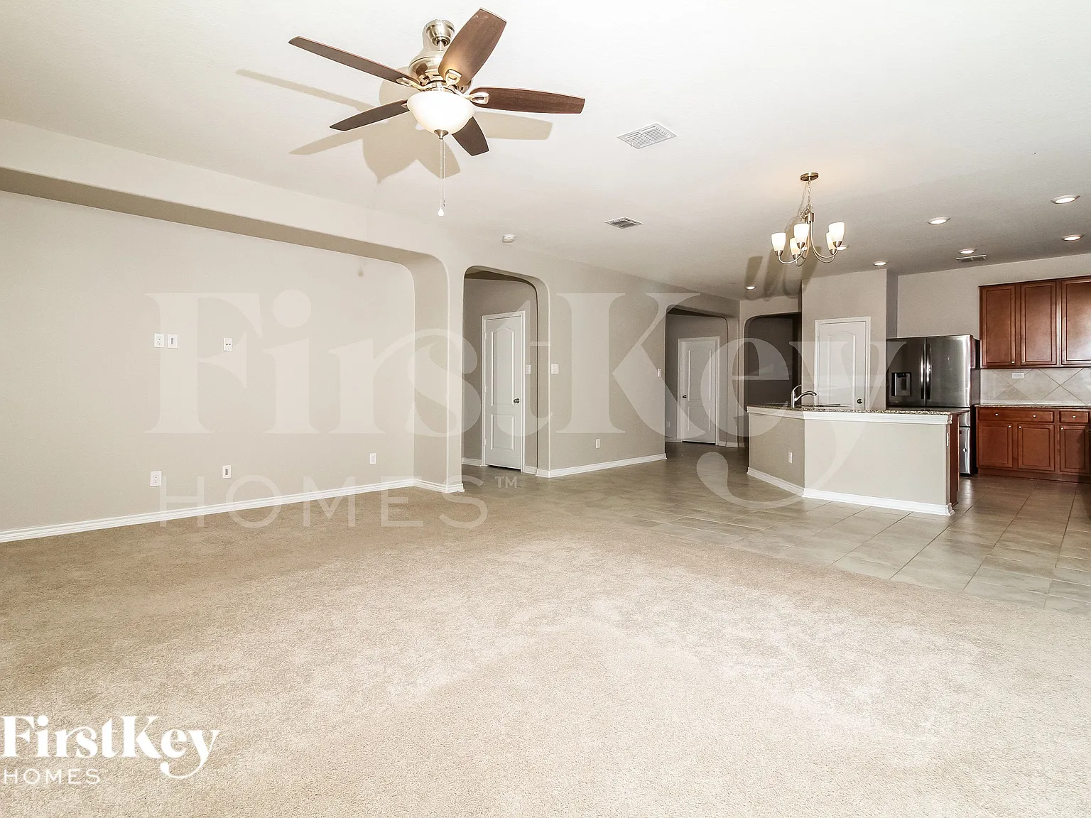 4 bed, 2.5 bath, 2002 sqft, $2,170 — Photo 3