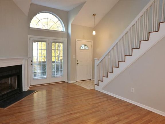 5th image of 2509 London Pointe Dr