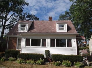 2180 Alger Rd, Lakewood, OH 44107