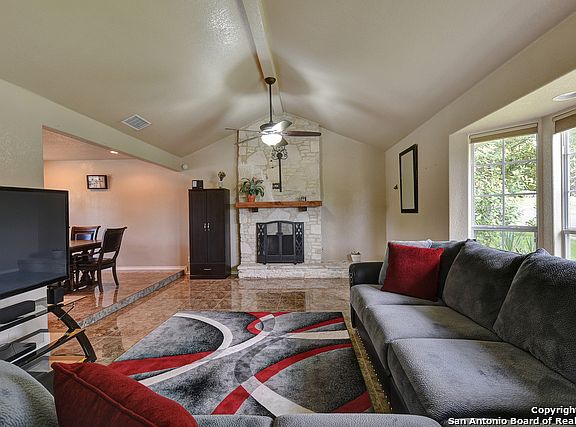 3rd image of 14414 Allwood St