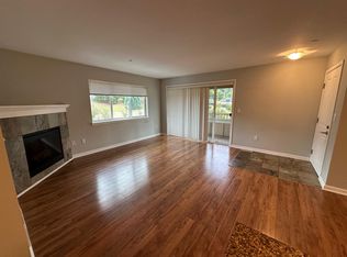 11308 124th Ave NE #302, Kirkland, WA 98034