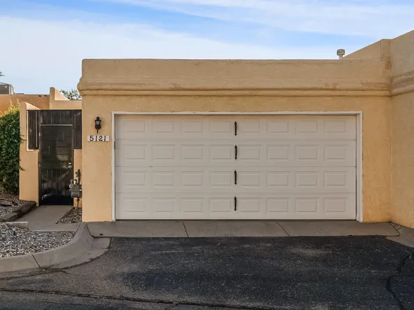 5121 La Fiesta Dr NE, Albuquerque, NM 87109
