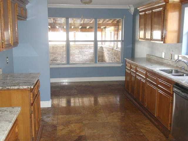 1st image of 4921 Crowder Blvd