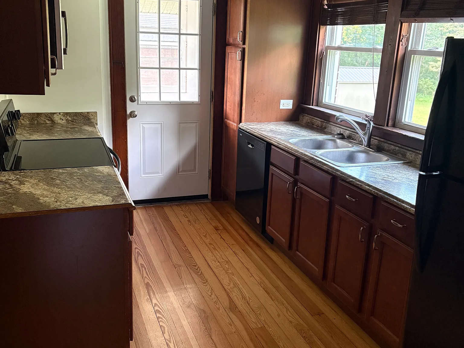 5830 Manchester Road — Photo 3