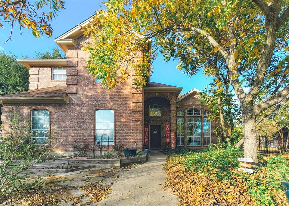 1st image of 6115 Kingswood Dr