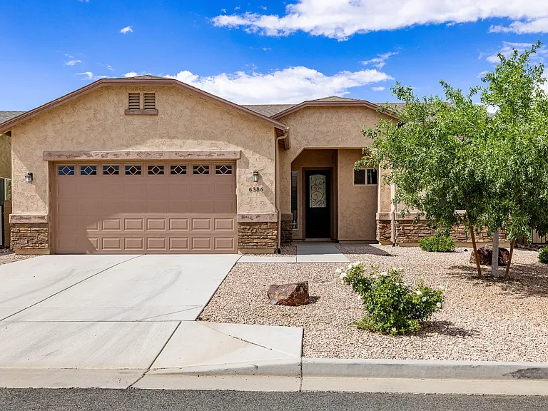 6386 E Beckett Trl — Photo 1
