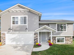 2111 Westfield Ln, Otsego, MI 49078