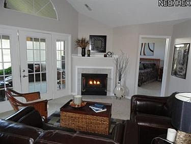 2nd image of 566 Morningstar Dr