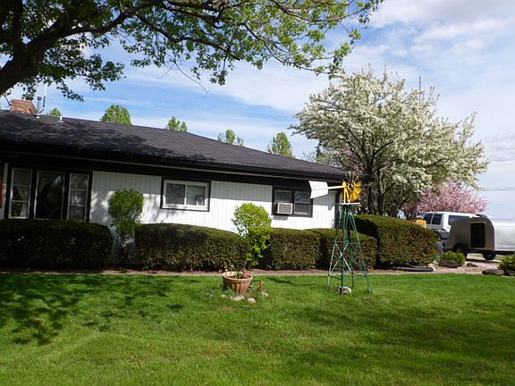 3rd image of 26611 Country Side Dr