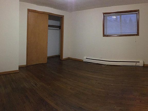 4th image of 2605 Northfield Ave
