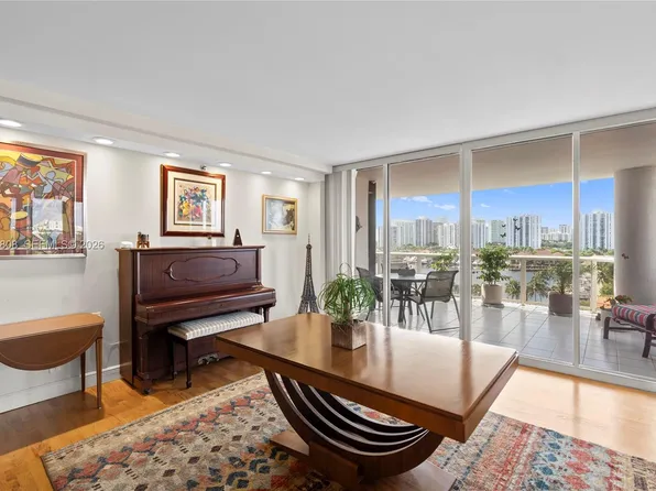 3598 Yacht Club Dr APT 1003, Aventura, FL 33180