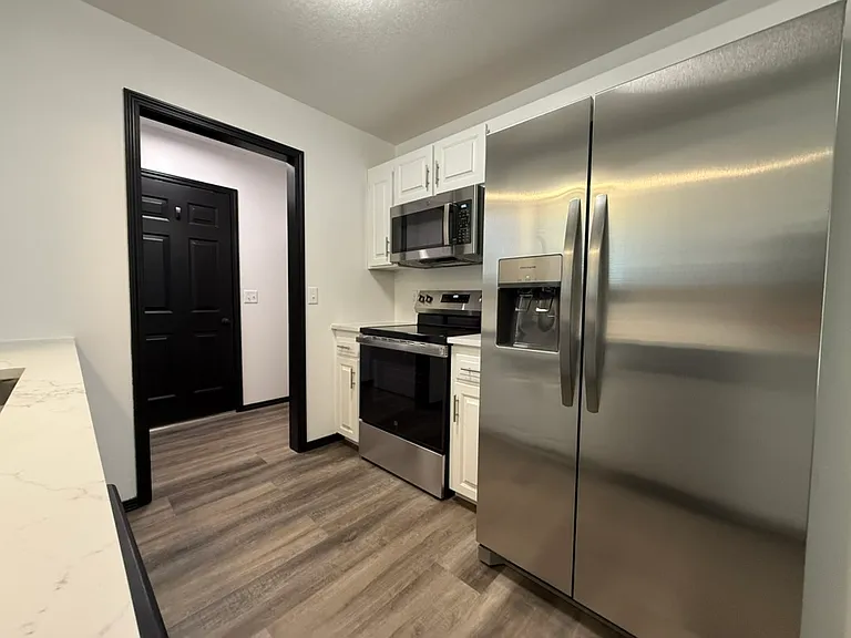 2627 E Verona St — Photo 11