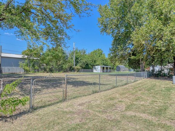 267 NW 10th St #14-B, Newcastle, OK 73065
