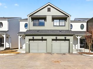 The Banks of Cavanagh, Edmonton, AB T6W 5H4