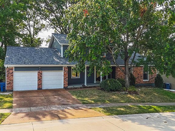 2nd image of 15438 Squires Way Dr