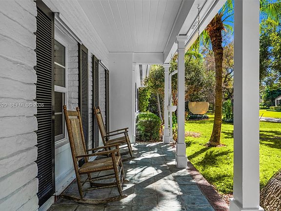 4th image of 4311 Monserrate St