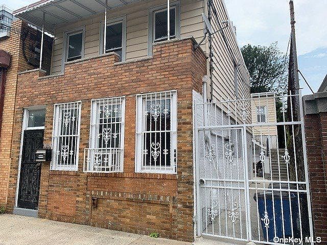 1st image of 3909 Crescent St