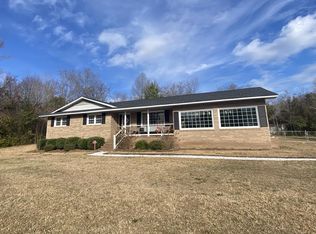 32 Pine Hill Dr, Abbeville, SC 29620