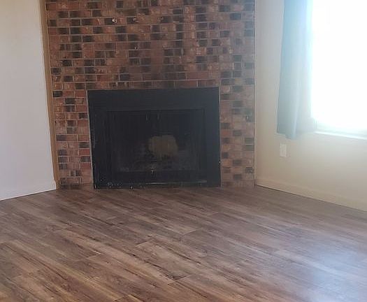 3rd image of 2802 La Habra St APT 4