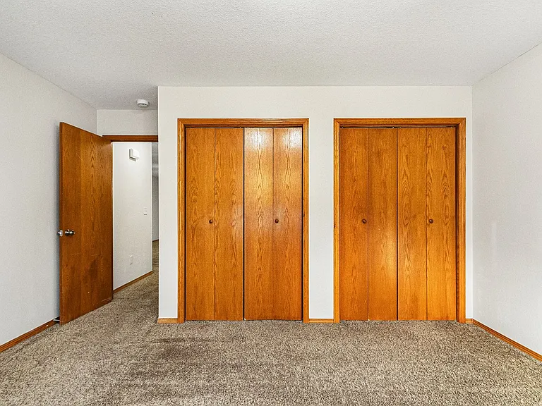 1104 Country Club Ln — Photo 13