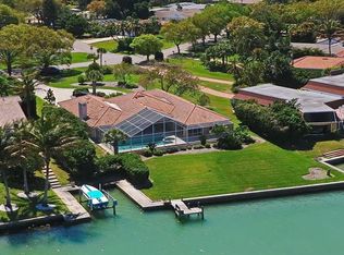 456 Bayshore Dr, Venice, FL 34285