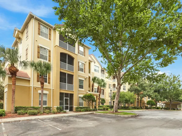 3326 Robert Trent Jones Dr, Orlando, FL