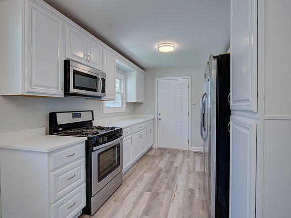 5th image of 1146 Chippewa Cir