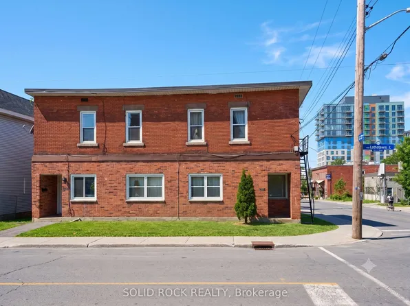 228 Lebreton St N, Ottawa, ON K1R 7J3