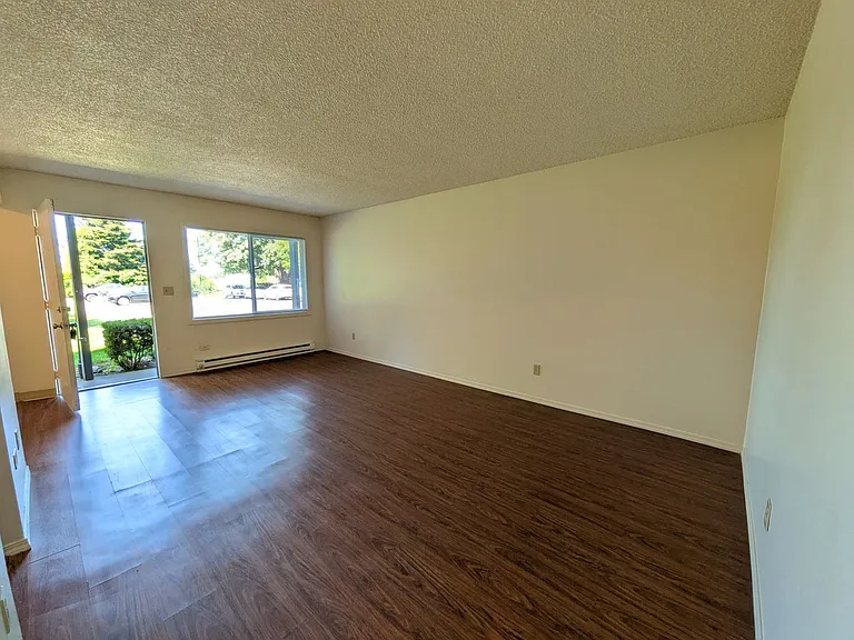 Cully Park Apartments — Photo 51