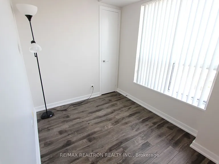 36 Lee Centre Dr #2906 — Photo 13