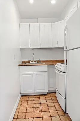 Sold by Compass | media 11