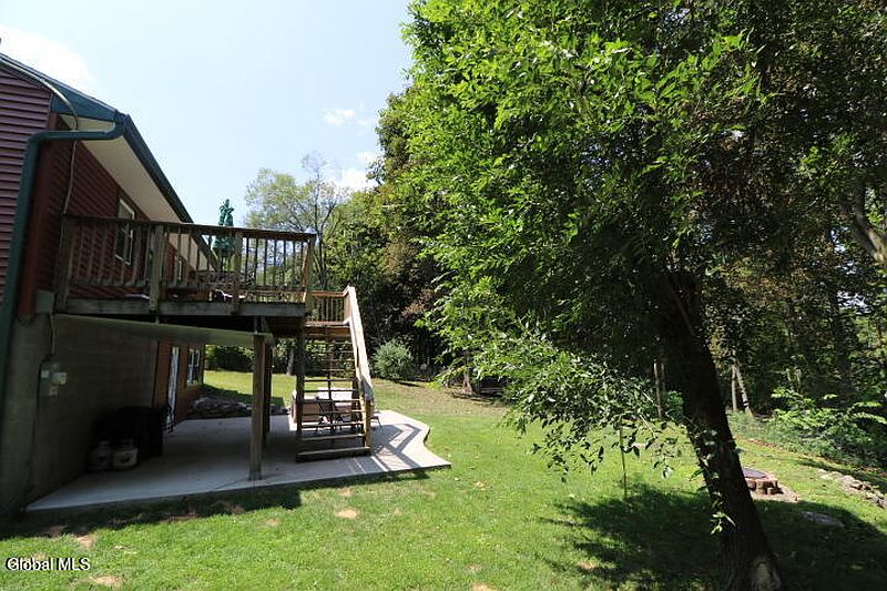 5th image of 47 Snake Hill Road