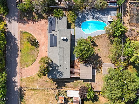 2nd image of 5026 Jordan Ln