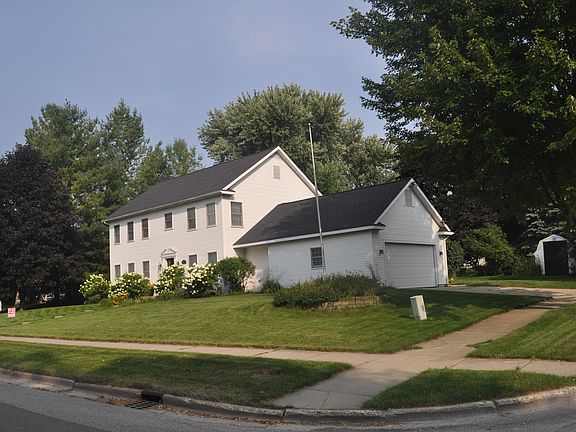 2nd image of 2770 Alger St SE