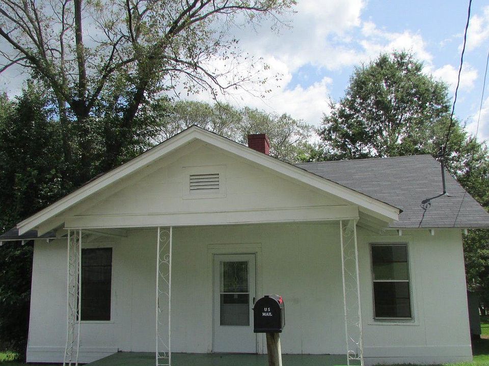 1st image of 108 Dean St