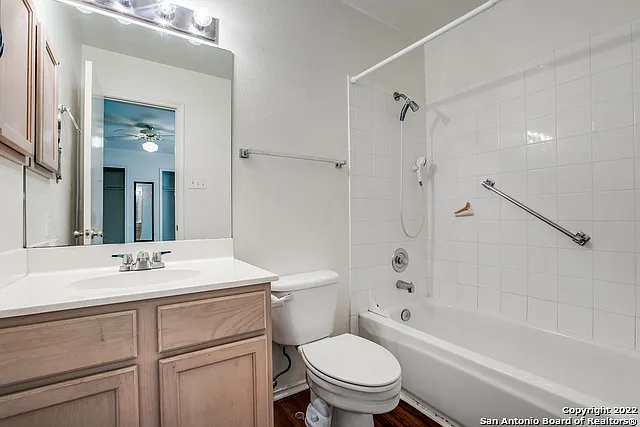 6063 Bantry Bay — Photo 24
