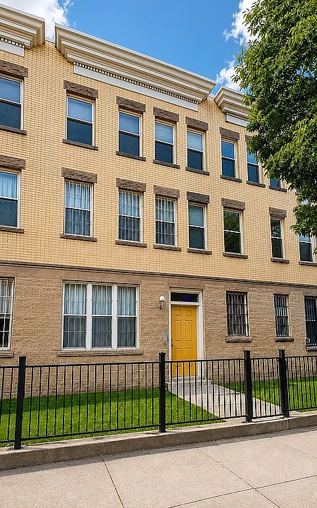 1st image of 134 Fountain Ave