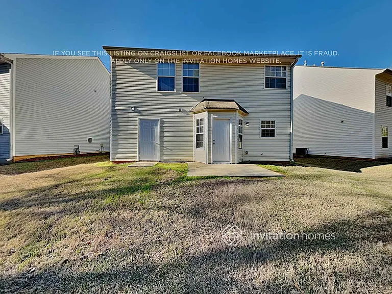 324 Springbottom Ct — Photo 17