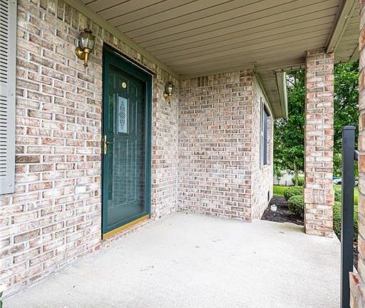 4th image of 610 Longcastle Dr