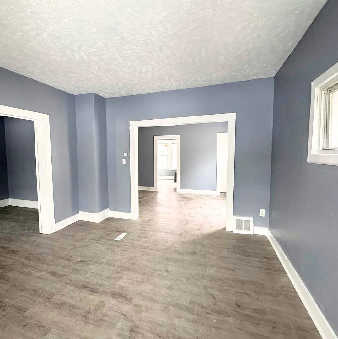 2 bed, 900 sqft, $1,000 — Photo 2