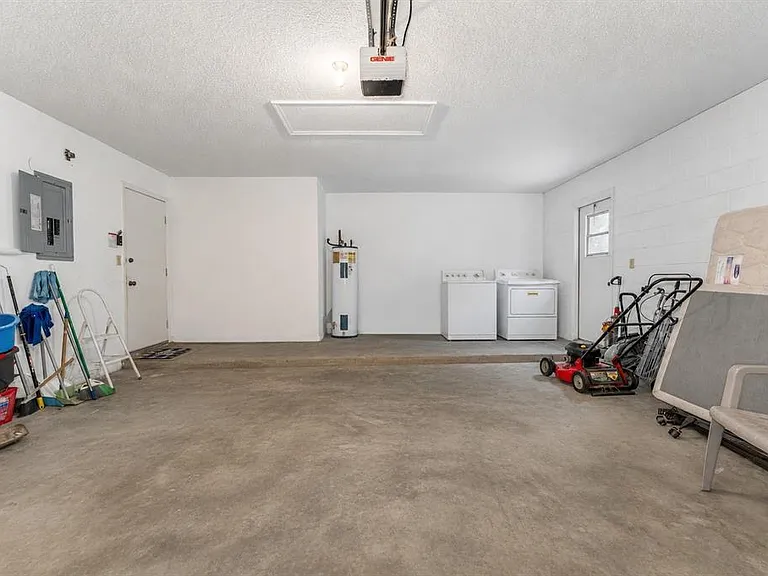 3013 Barrymore Ct — Photo 20