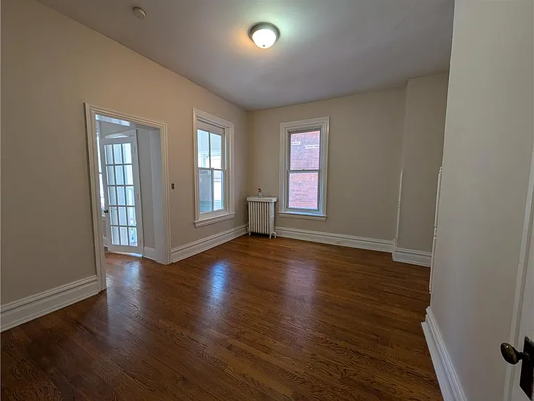 87 E Broad St #2 — Photo 13